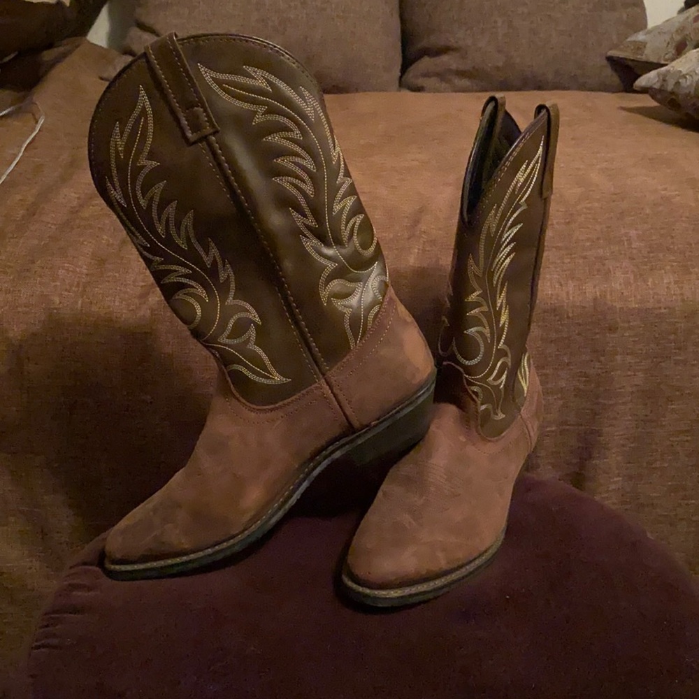 Laredo leather cowboy boots, size 8.5